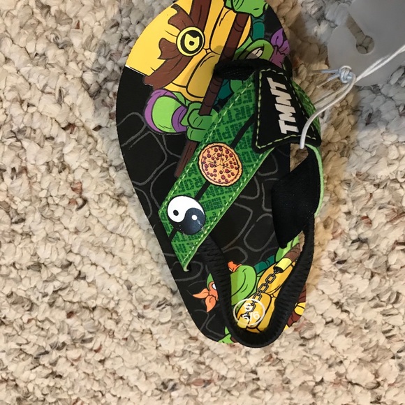 Flip flops size 5/6 - Picture 6 of 9